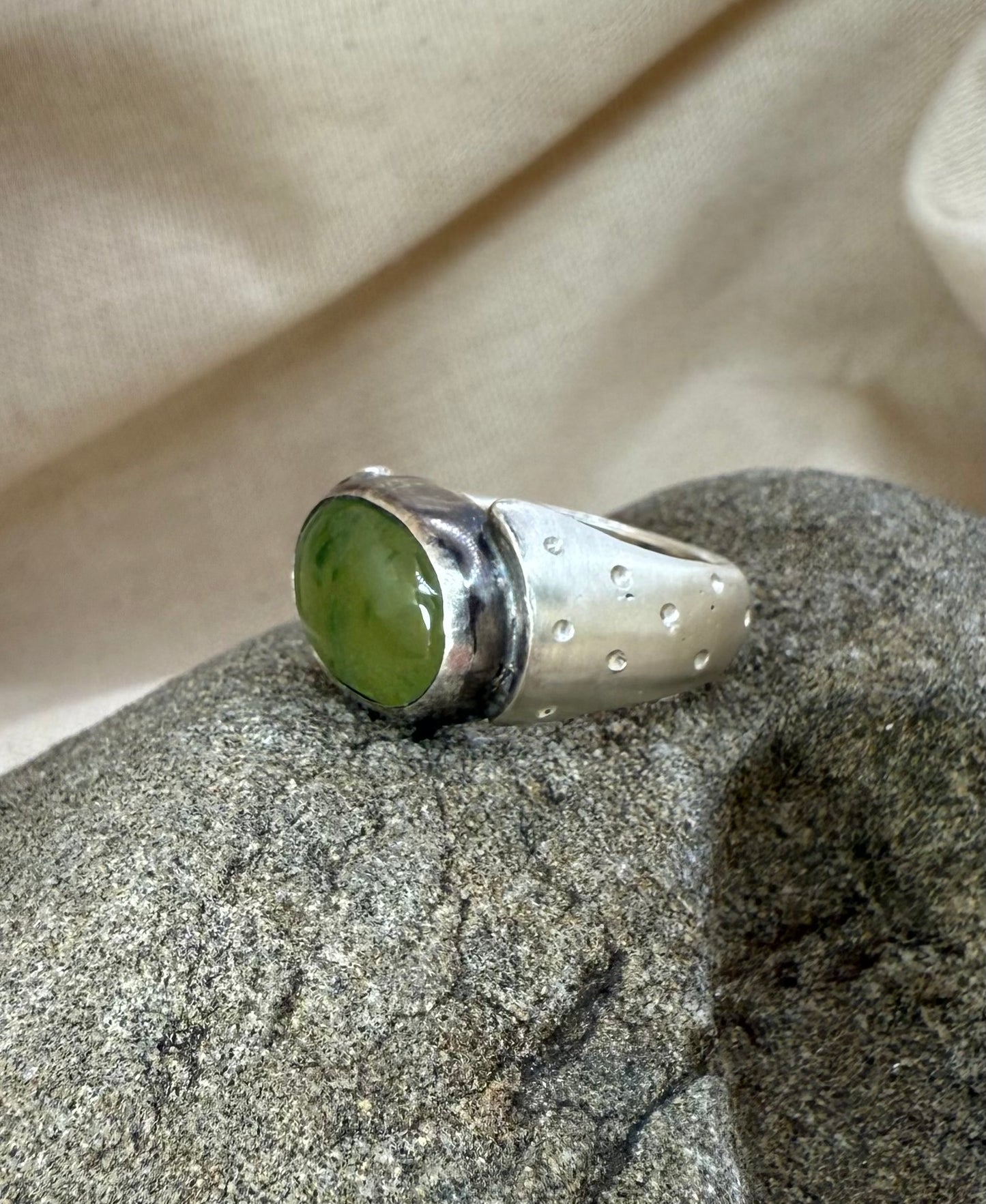 Nephrite jade ring