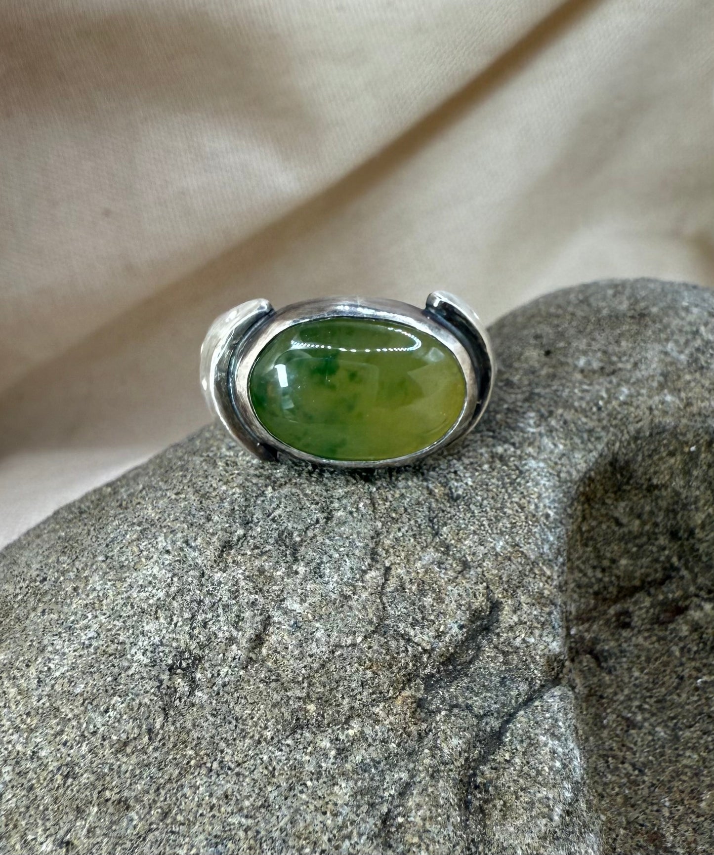 Nephrite jade ring