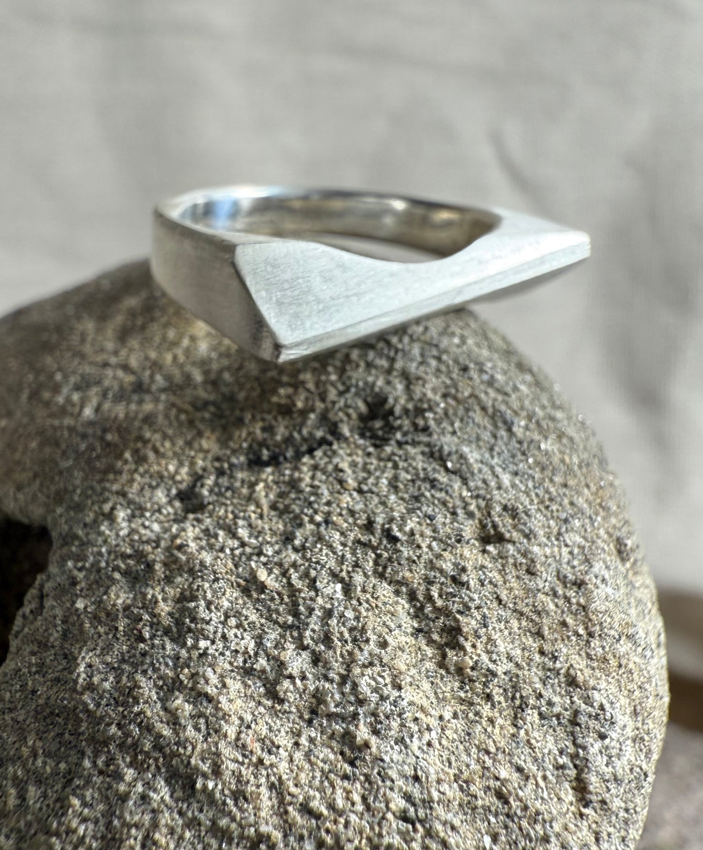 Slant Ring