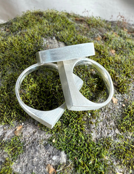 The Bar Rings