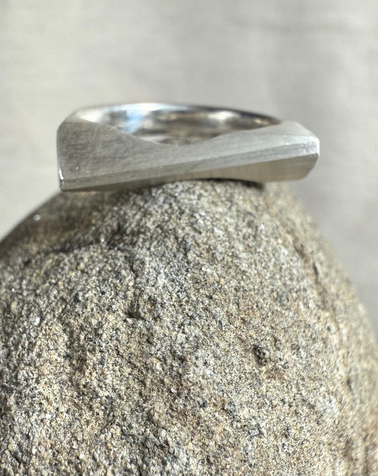 Slant Ring