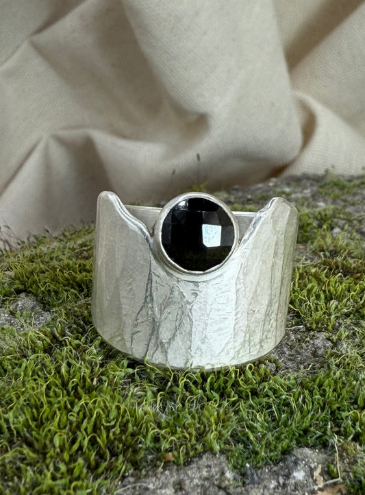Gorge Ring