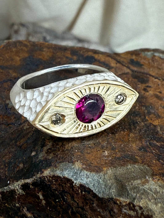 Third eye with Garnet and Diamonds