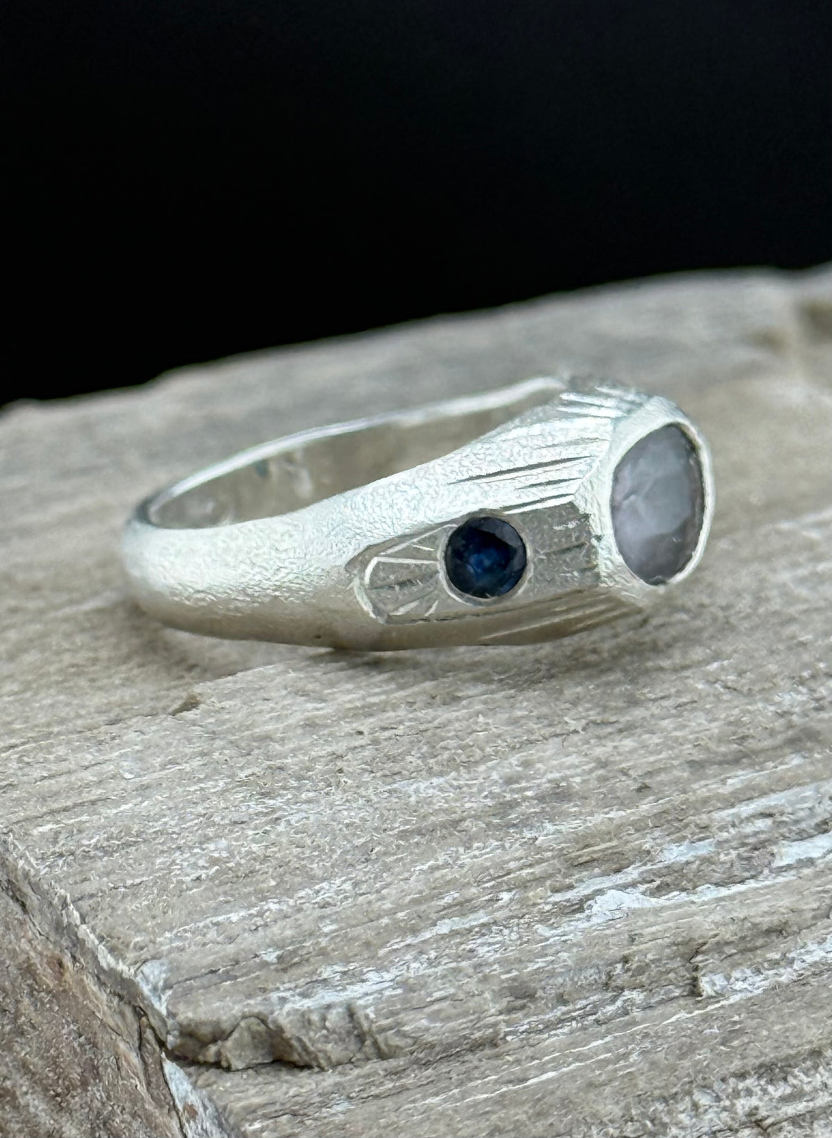 Spinel Rabbit Hand-Carved Spinel & Sapphire Ring | Purple-Gray Spinel | Hand-Engrave ...